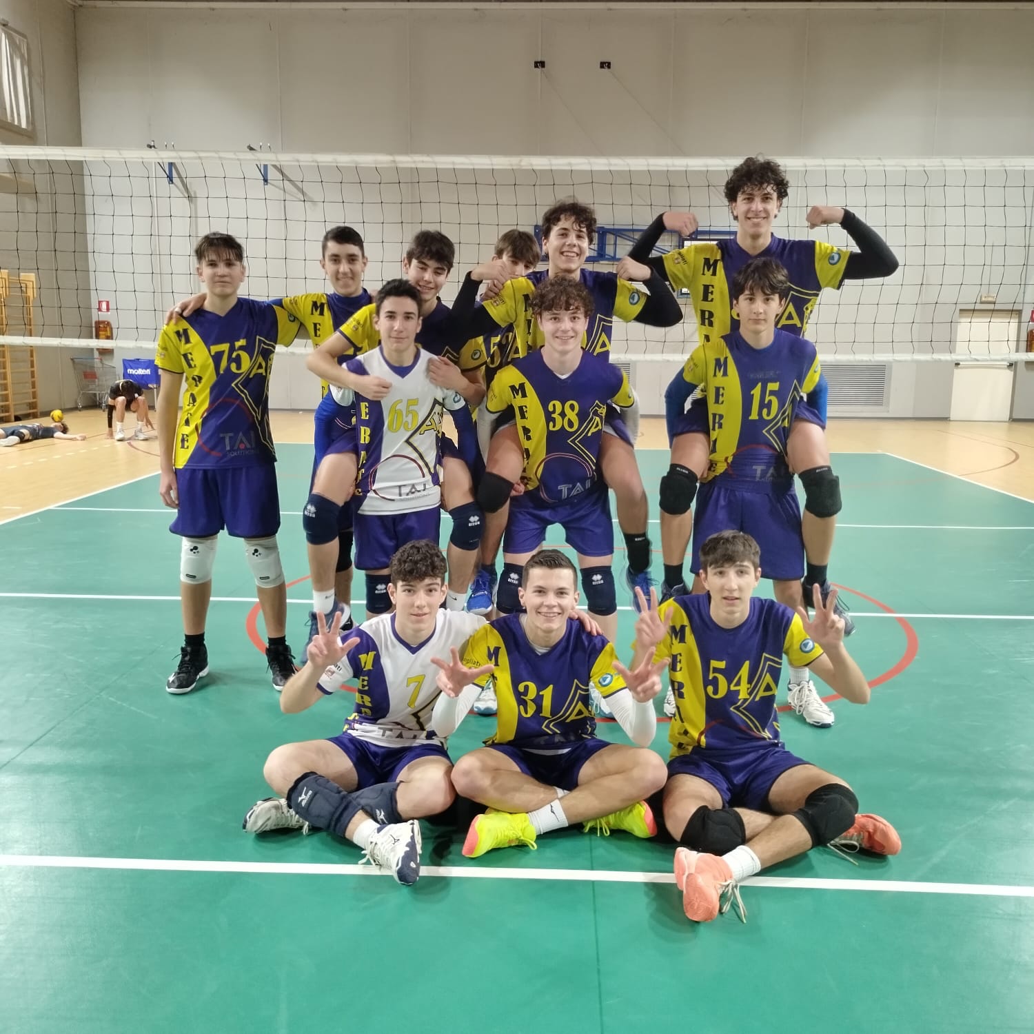 Volleyu19ultimavittoria.jpg (436 KB)