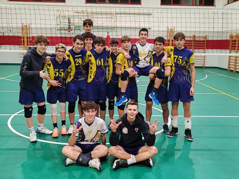 VolleyAscBallabio2.jpg (147 KB)