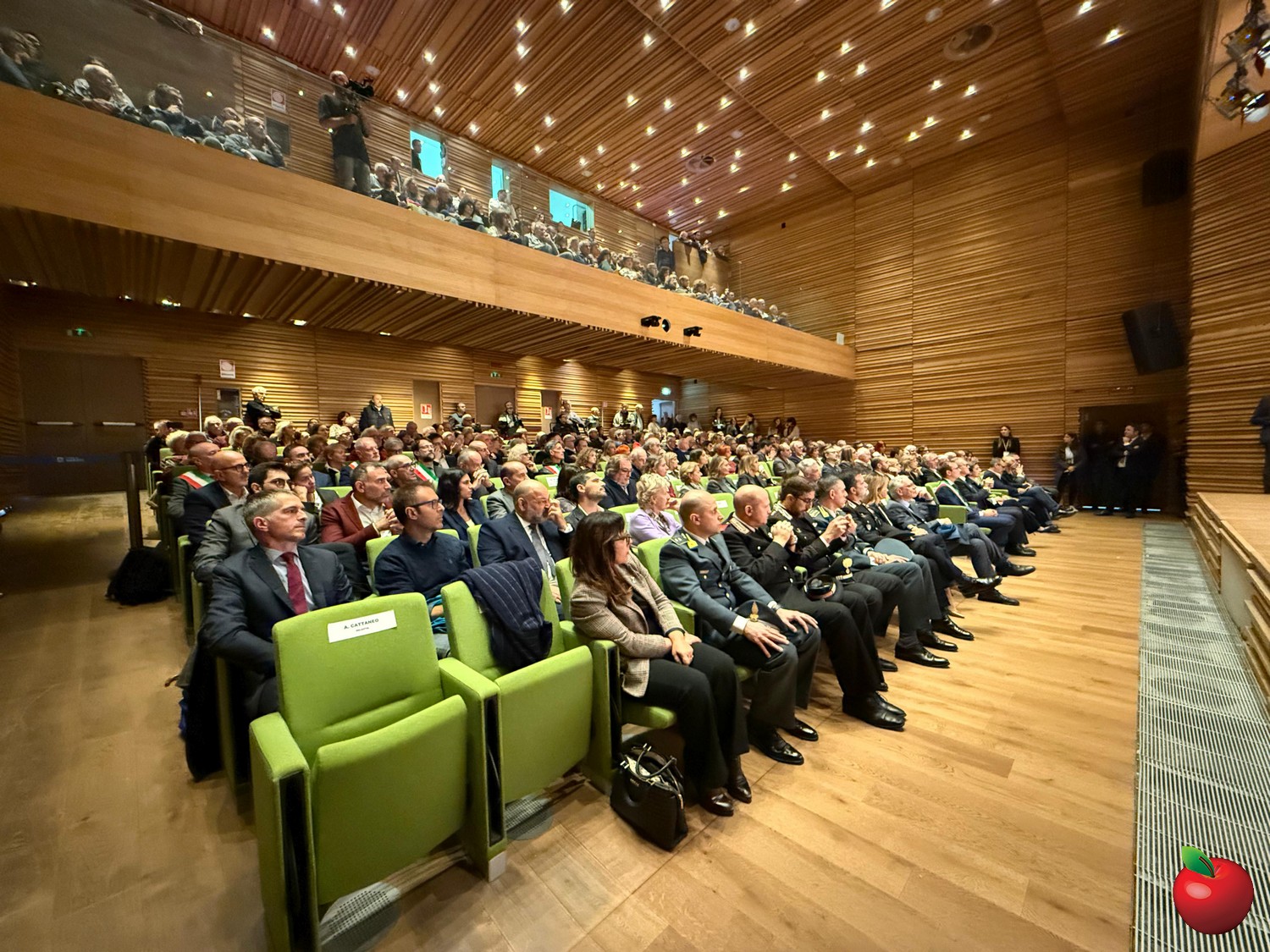 10CaravaggioConferenzaAuditorium.JPG (471 KB)