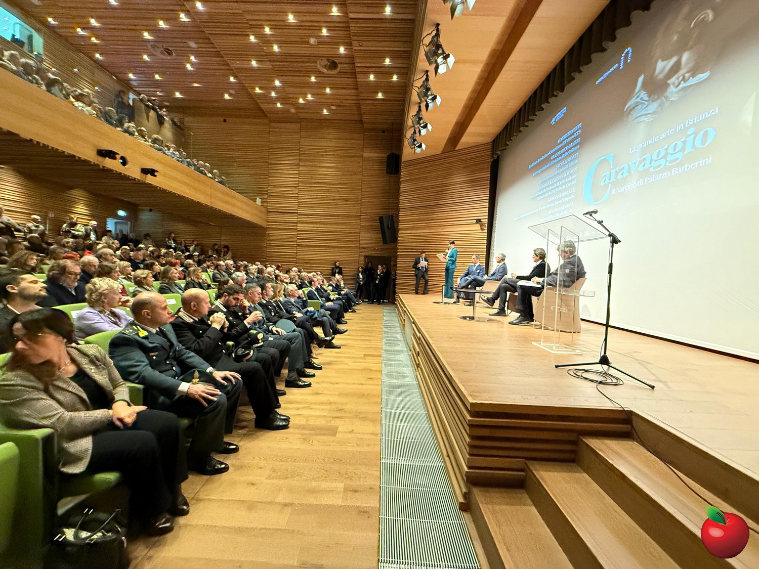 9CaravaggioConferenzaAuditorium.JPG (477 KB)