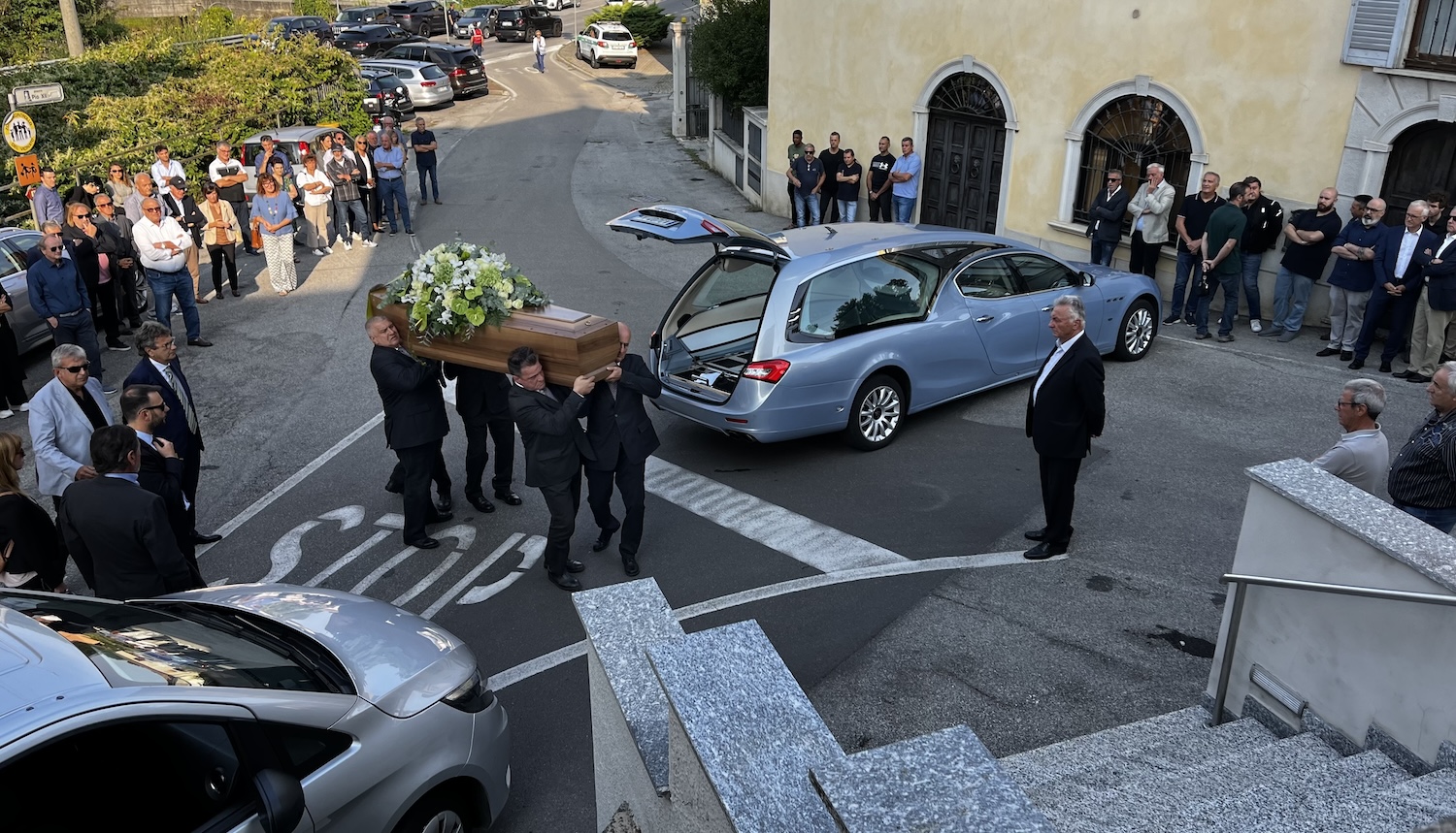 FuneraleSpreafico4.jpeg (609 KB)