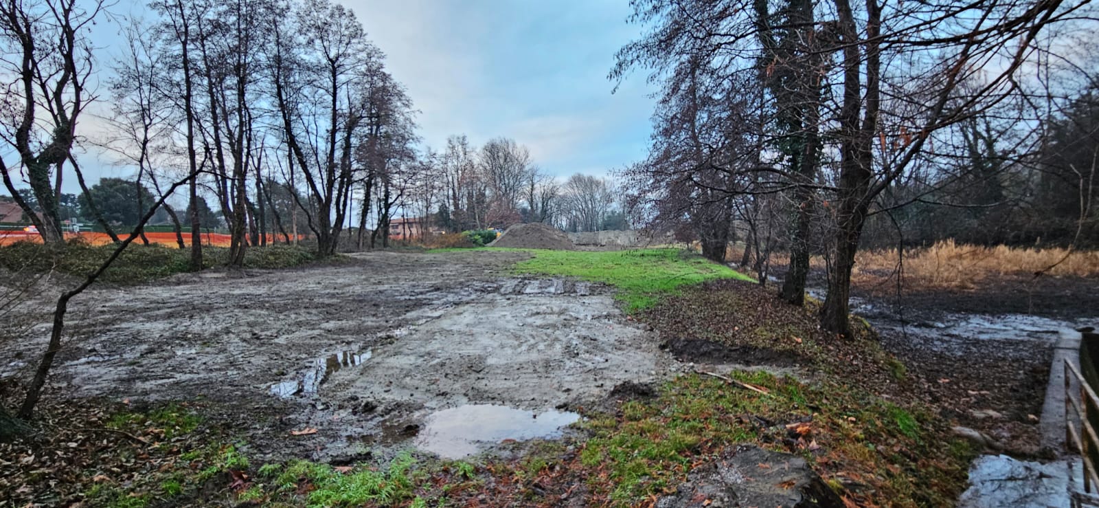 LagoSanRocco2.jpg (272 KB)