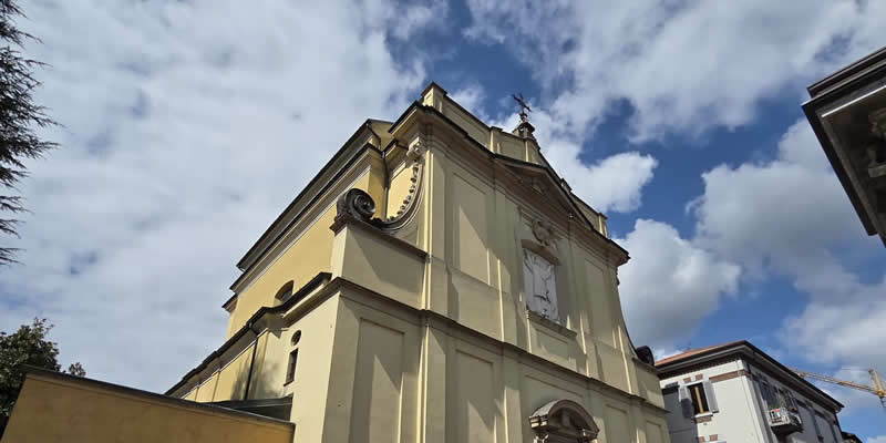 OsnagoChiesaVolta2PRIMA.jpg (37 KB)