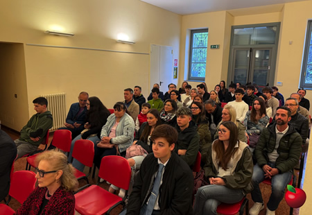 Verderio_consegna_costituzioni2PRIMA.jpg (66 KB)